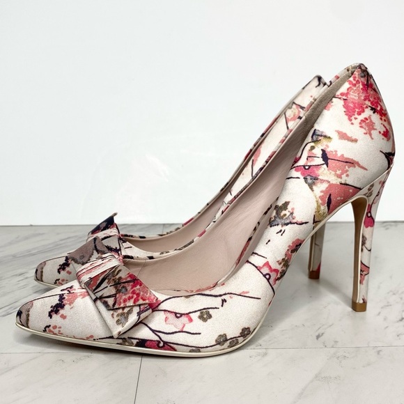 Ted Baker Zafiip Pointy Toe Pump 8 1/2 - Picture 1 of 14